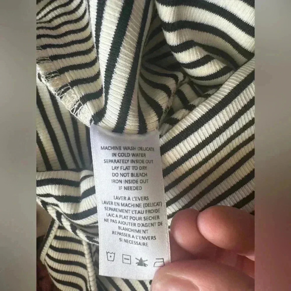 n: PHILANTHROPY Hollywood Striped Sleeveless Tee - Picture 11 of 12